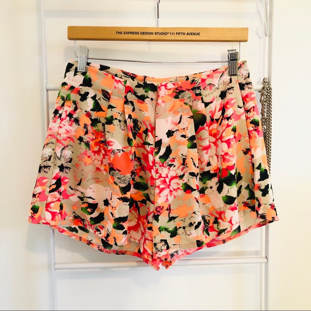Mika & Gala Floral Skort | sz 8